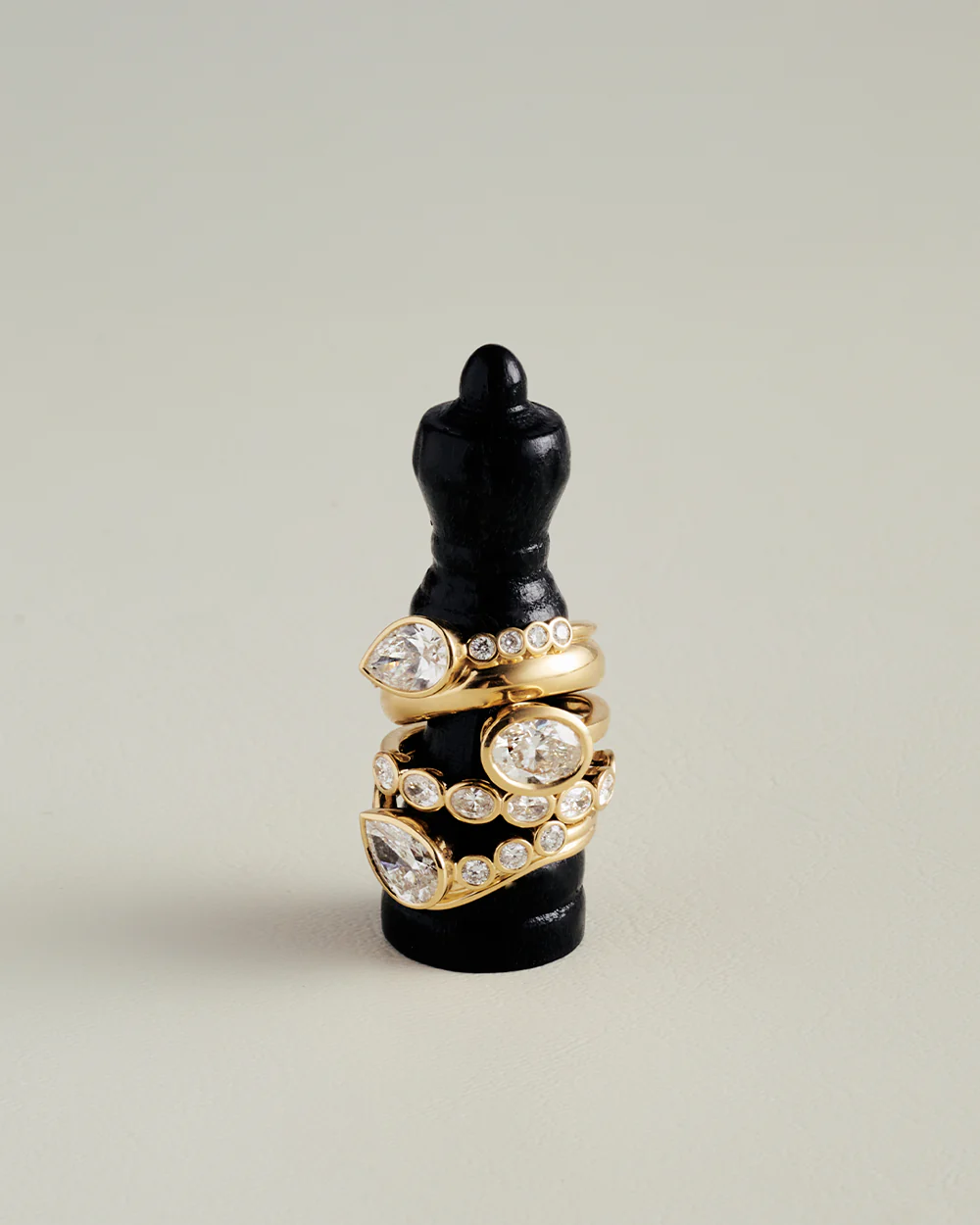 Soraya 1.31ct East West Pear Diamond Ring - Image 3